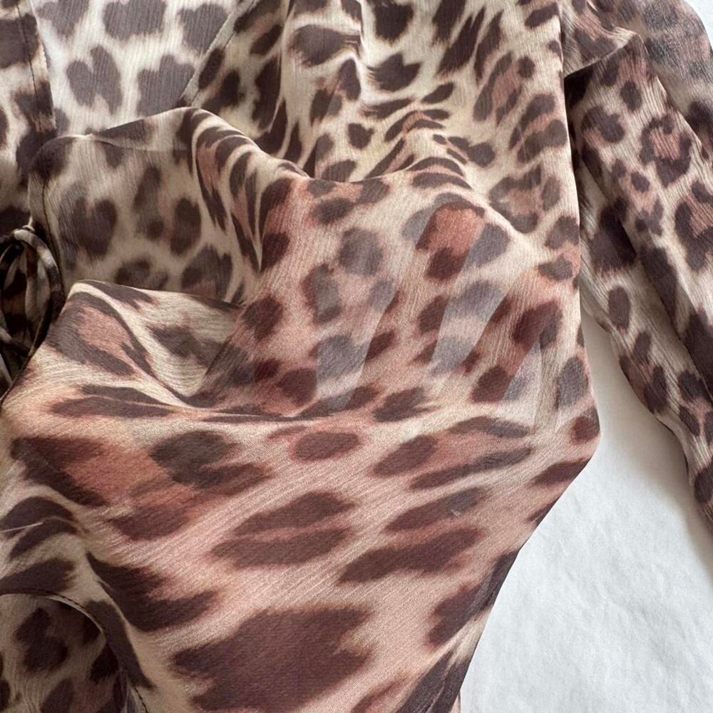 Reformation leopard print blouse with tie detail - Picture 4 of 4
